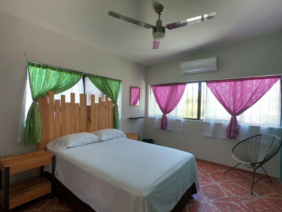 Bermejo Hostel La Paz Bagian luar foto