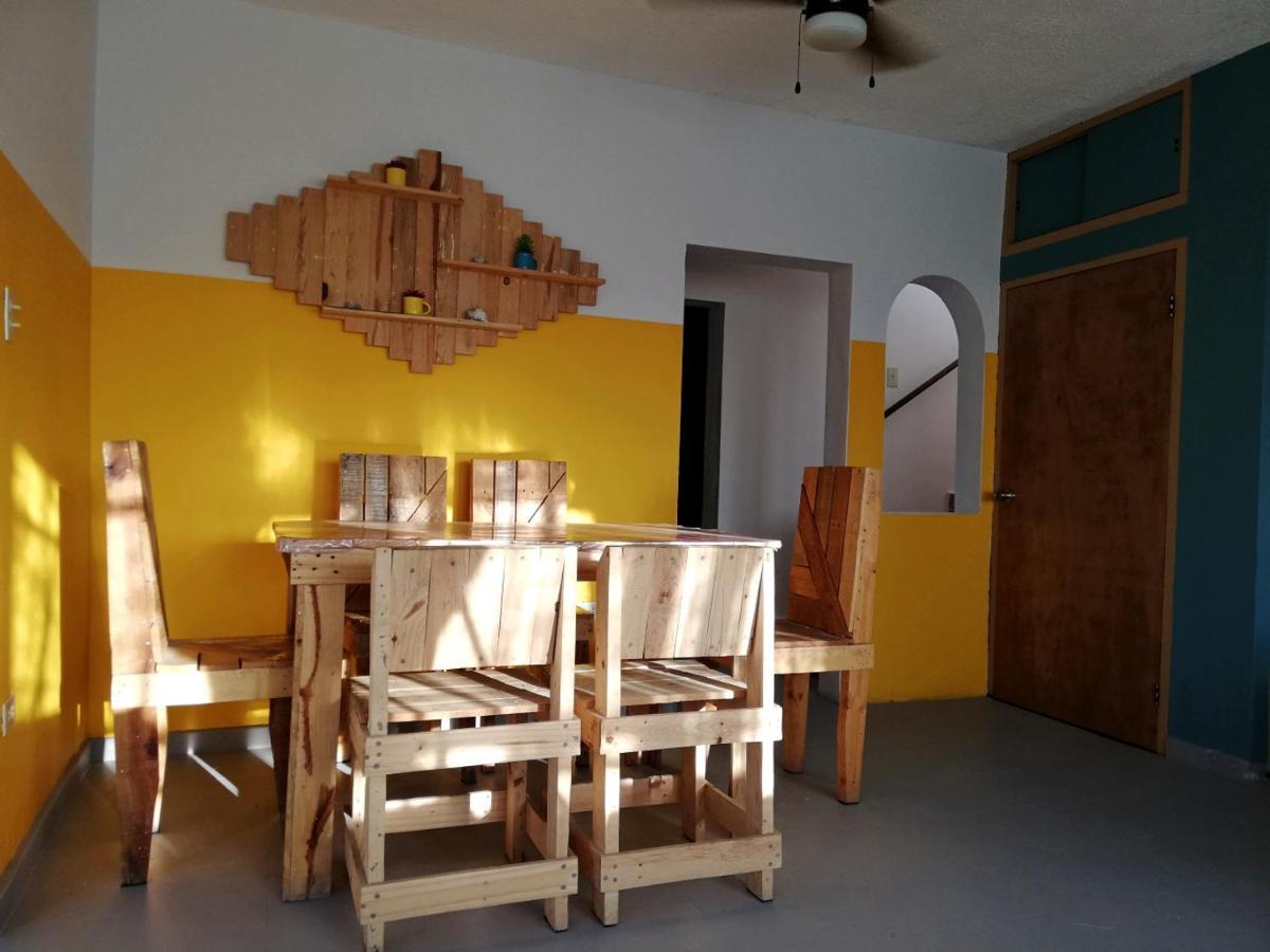 Bermejo Hostel La Paz Bagian luar foto