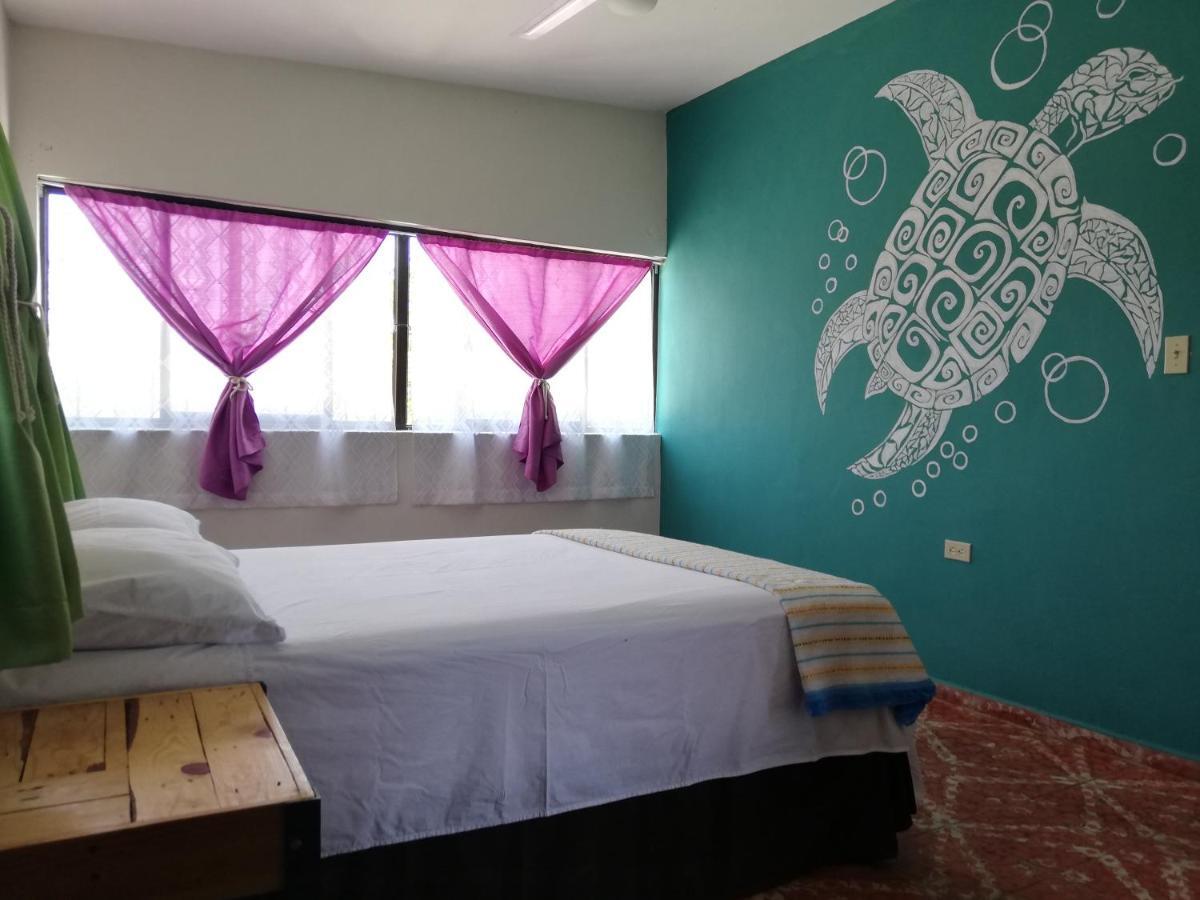 Bermejo Hostel La Paz Bagian luar foto